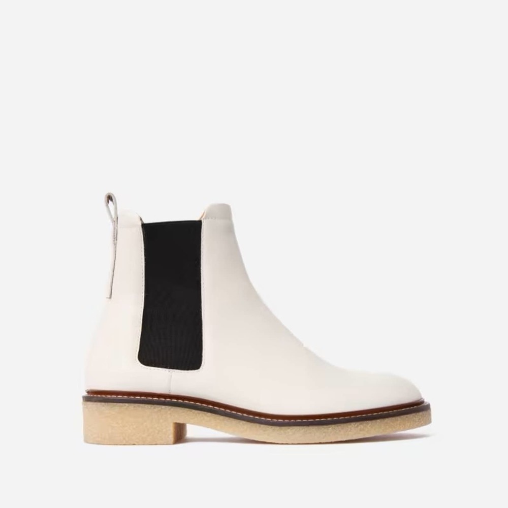 Everlane The Italian Leather Chelsea Boots Off-White Size 8 booties